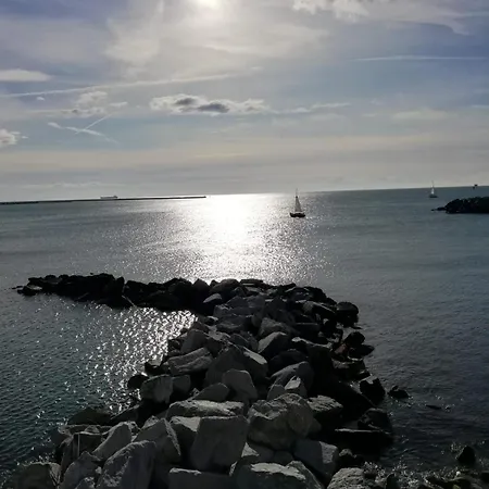 La Casetta A Due Passi Dal Mare *