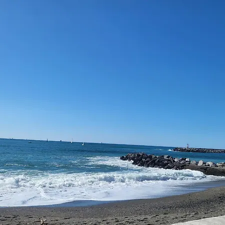 La Casetta A Due Passi Dal Mare * Genoa